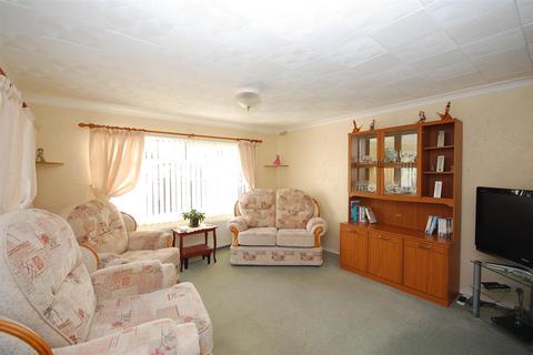 2 bedroom park home for sale, Cliff Top Park, Garforth, Leeds