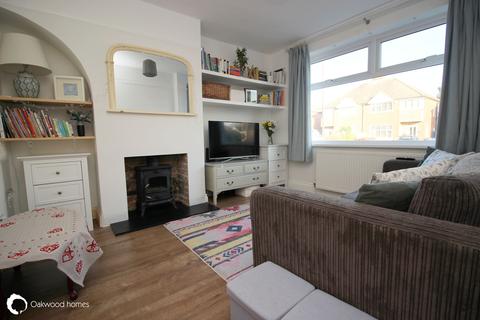 3 bedroom semi-detached house for sale - Broadstairs