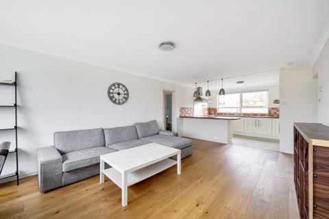 3 bedroom flat for sale, The Shimmings, Boxgrove Road, Guildford, GU1