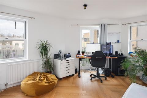 Flat C, 34 Brookfield Road, Hackney, London, E9 5AH