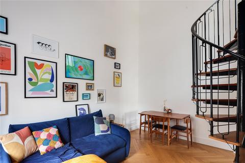 Flat C, 34 Brookfield Road, Hackney, London, E9 5AH