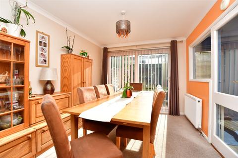 7 Allison Avenue, Gillingham, ME7 3BZ