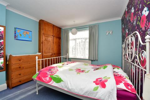 7 Allison Avenue, Gillingham, ME7 3BZ