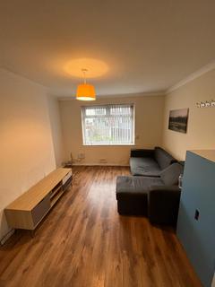 3 bedroom semi-detached house to rent, Beechfield Road, Swinton, M27 5