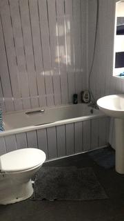 1 bedroom in a house share to rent, Room 3 Solihull Rd Sparkhill, B11 3AE
