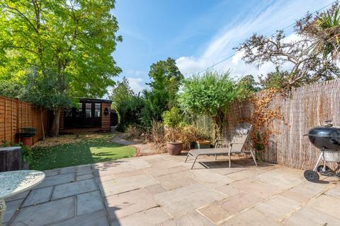 164 Palace View, Bromley, BR1 3ER