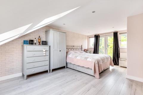 164 Palace View, Bromley, BR1 3ER