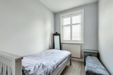 164 Palace View, Bromley, BR1 3ER