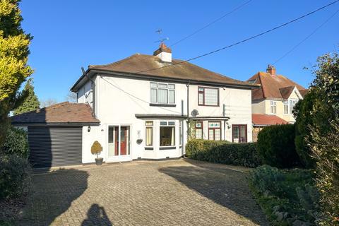 19 Leamington Road, Ryton On Dunsmore, Coventry, CV8 3FL