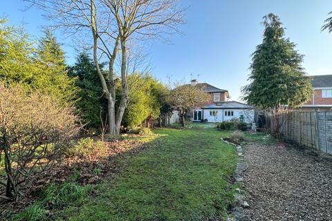 19 Leamington Road, Ryton On Dunsmore, Coventry, CV8 3FL