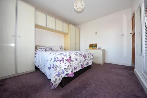 19 Leamington Road, Ryton On Dunsmore, Coventry, CV8 3FL