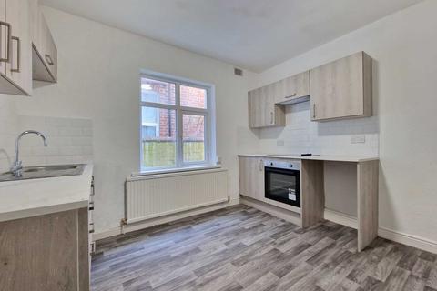 2 bedroom flat to rent - St Albans Road, Lytham St Annes