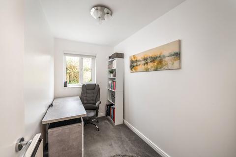 Flat 9, 9 Canons Close, Reigate, RH2 9RR