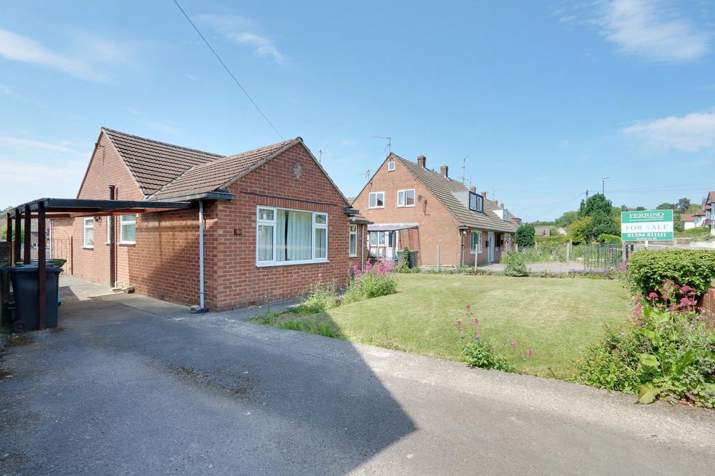 Gloucester Road, Coleford, Gloucestershire. GL16 8BN 3 bed detached