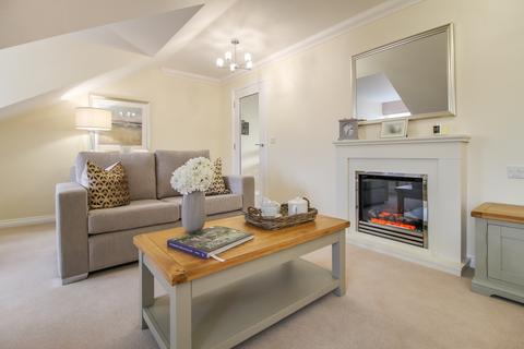 1 bedroom retirement property for sale, Victoria Road, Hampshire, GU14