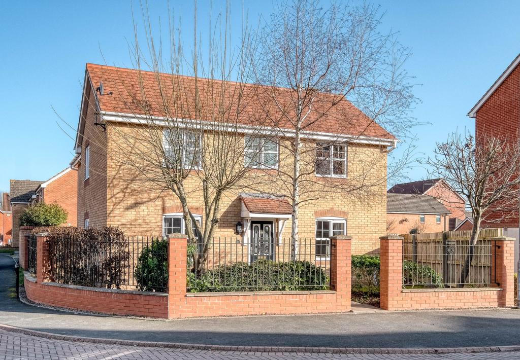 Newton Road, Breme Park, Bromsgrove... 4 bed detached house £475,000