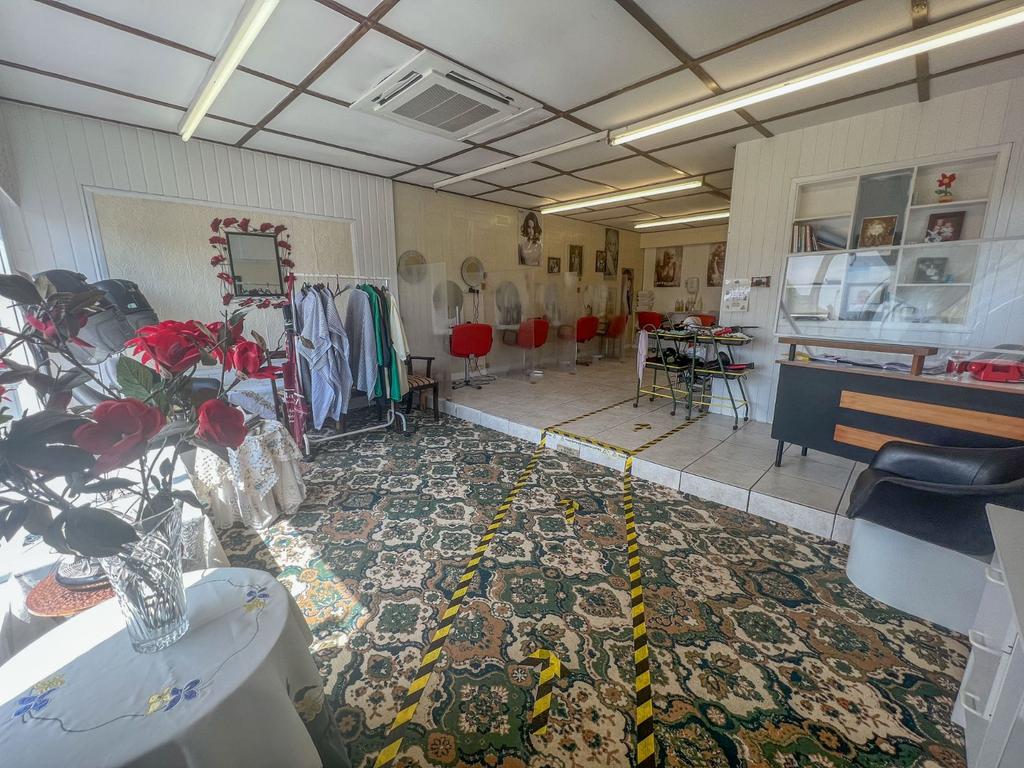 Salon