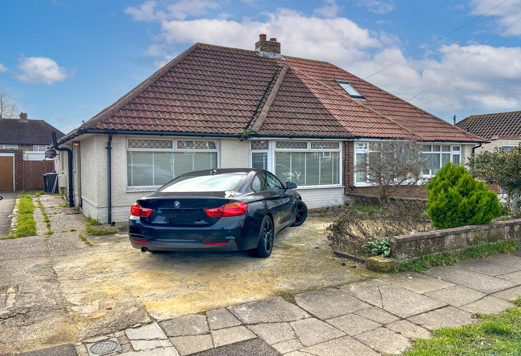 Franklin Road, ShorehambySea, West... 3 bed semidetached bungalow