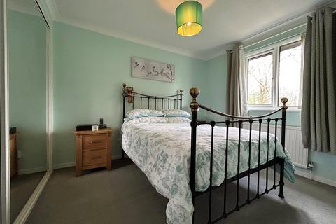 3 bedroom terraced house for sale, Greenham Wood, Bracknell, Berkshire, RG12