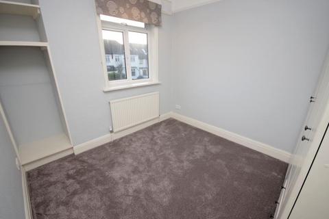 2 bedroom flat to rent, THE GROVE, GOLDERS GREEN, NW11