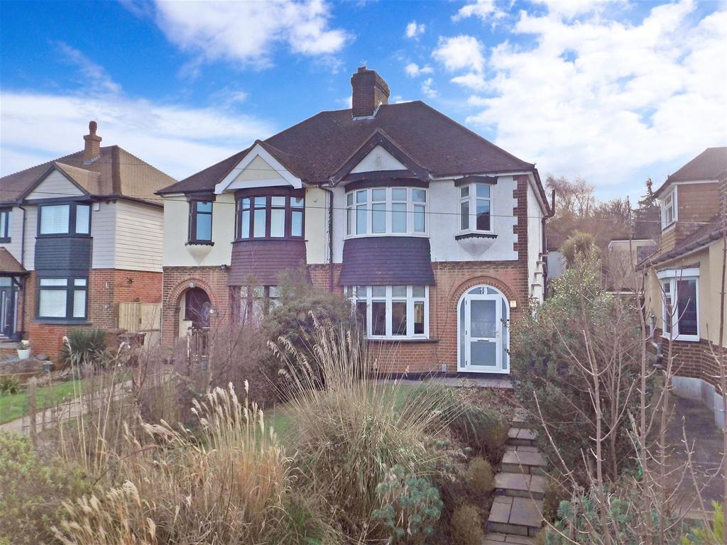 Wouldham Road, Borstal, Rochester, Kent 3 bed semidetached house £