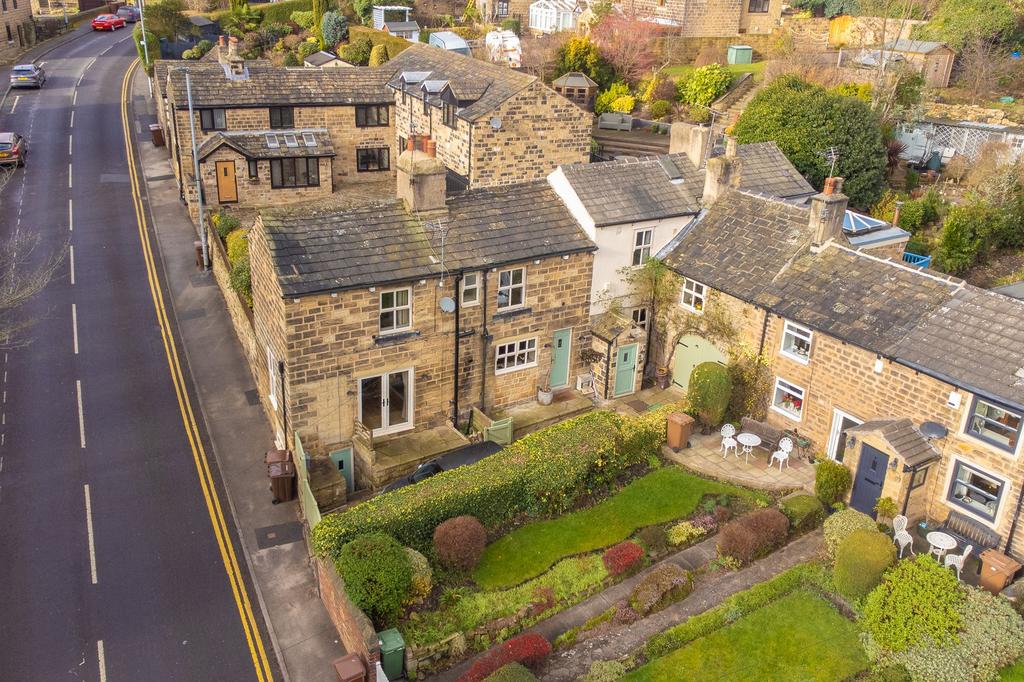 School Hill, Newmillerdam, WF2 2 bed end of terrace house £235,000