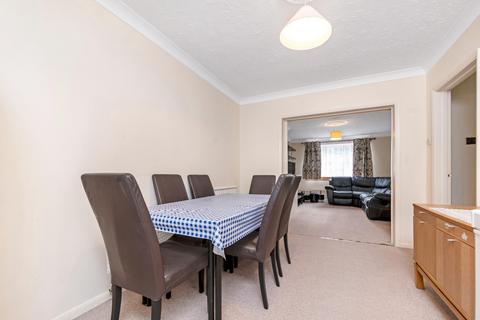 40 Eden Road, Bexley, DA5 2EG