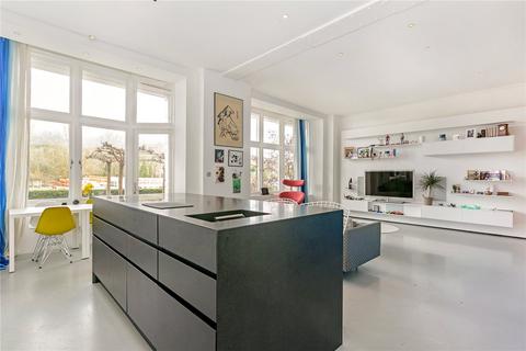 2 bedroom apartment for sale, Royal Mansions, Station Road, Henley-on-Thames, Oxfordshire, RG9