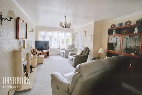 1 Ashdyke Close, Darton, Barnsley, S75 5EX