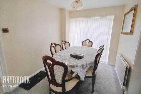 1 Ashdyke Close, Darton, Barnsley, S75 5EX