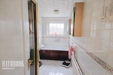 1 Ashdyke Close, Darton, Barnsley, S75 5EX