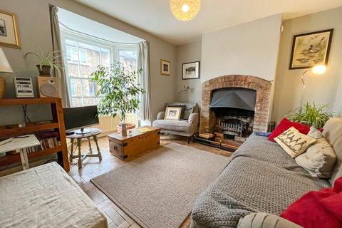 3 bedroom semi-detached house to rent, The Crofts, Witney, Oxfordshire, OX28