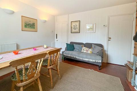 3 bedroom semi-detached house to rent, The Crofts, Witney, Oxfordshire, OX28