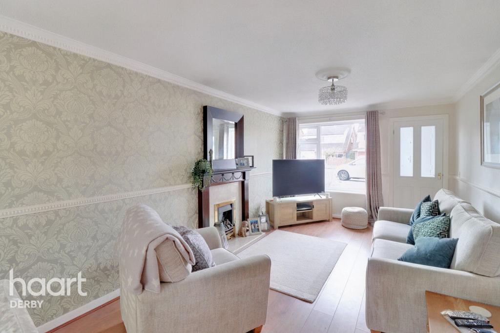 Hailsham Close, Derby 3 bed semidetached house £260,000