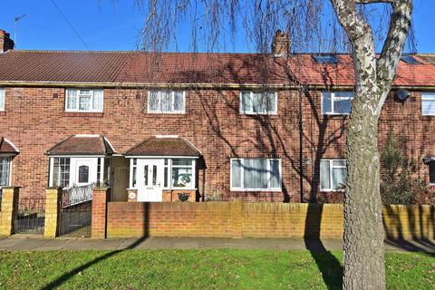 74 Buckingham Road, Richmond, TW10 7EQ