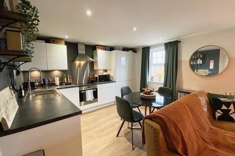 2 bedroom flat for sale, Wetherby, Pentagon Way, LS22