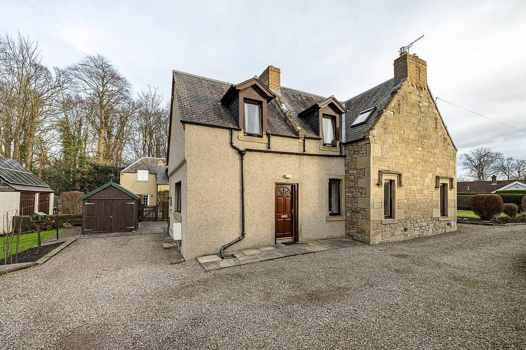 Broombank, Shedden Park Road, Kelso... 3 bed detached house £385,000