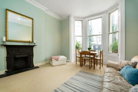2 bedroom flat for sale - Belgrave Gardens, St John's Wood