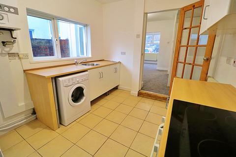 3 bedroom terraced house to rent - Ty Mawr Road, Llandaff North, Cardiff, CF14