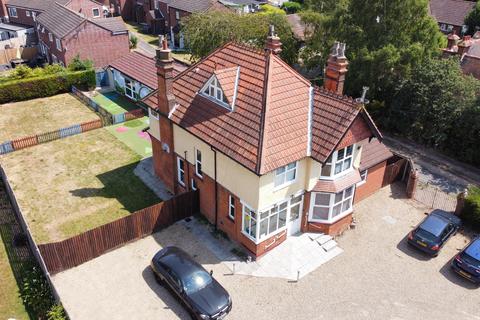 5 bedroom detached house for sale - High Road, Trimley St. Mary IP11