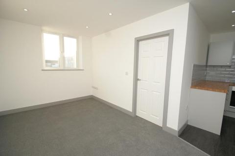 1 bedroom apartment to rent - Bridge House, Balm Road, Leeds, LS10 2BJ