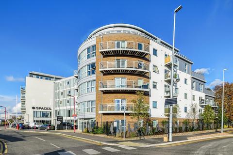 2 bedroom apartment for sale - Austen House, Station View, Guildford, GU1