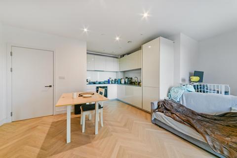 1 bedroom apartment to rent, Birch House, Kidbrooke Village, London, SE3