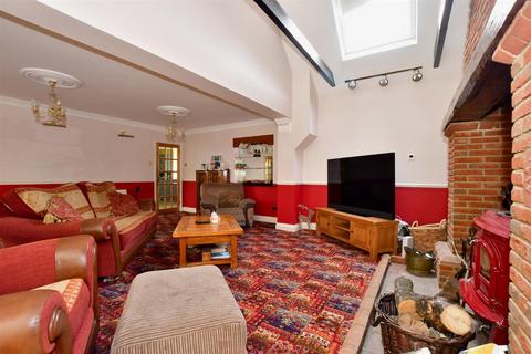 4 bedroom detached house for sale - Astley Avenue, Dover, Kent