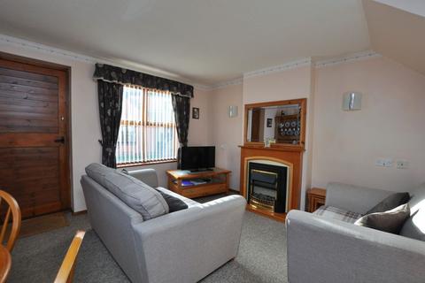 2 bedroom cottage for sale - 12 Endeavour Court, Whitby