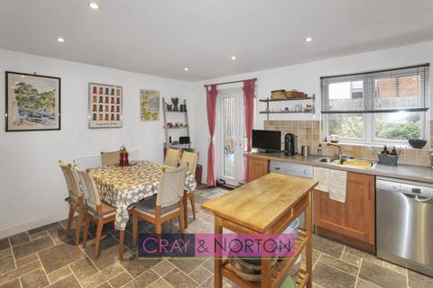 60 East India Way, Croydon, CR0 6RZ