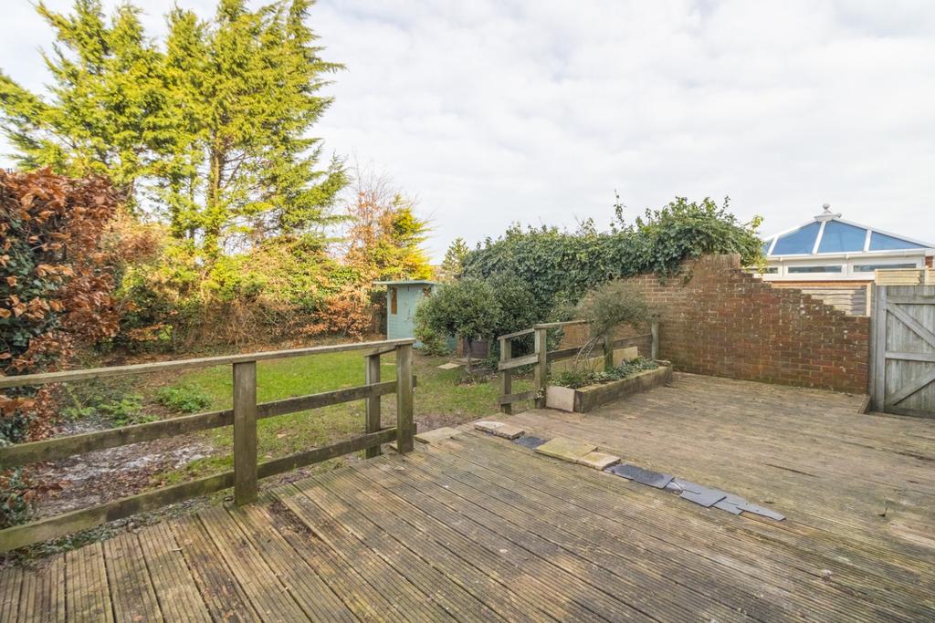 Hardy Road, St. MargaretsAtCliffe 3 bed semidetached house £325,000