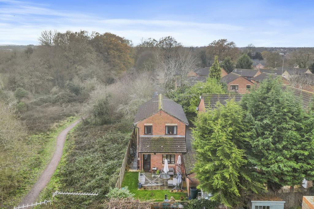 Walsingham Avenue, Kettering, NN15 3 bed detached house for sale £290,000