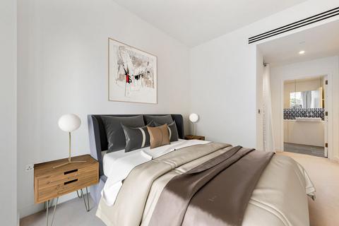 2 bedroom flat for sale, Wood Crescent, Shepherds Bush W12