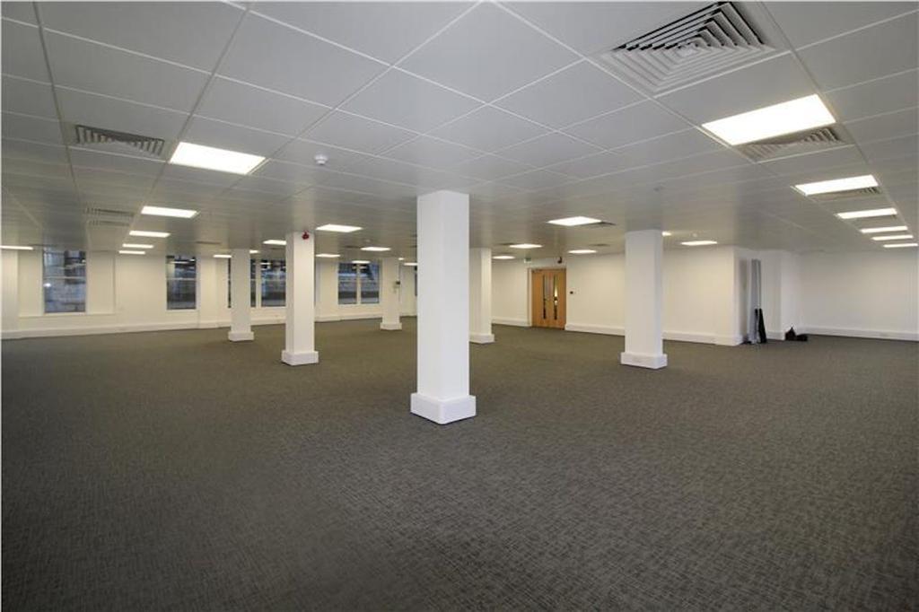 Colmore Row, Birmingham, B3 2BS Office £4,538 pcm (£1,047 pw)